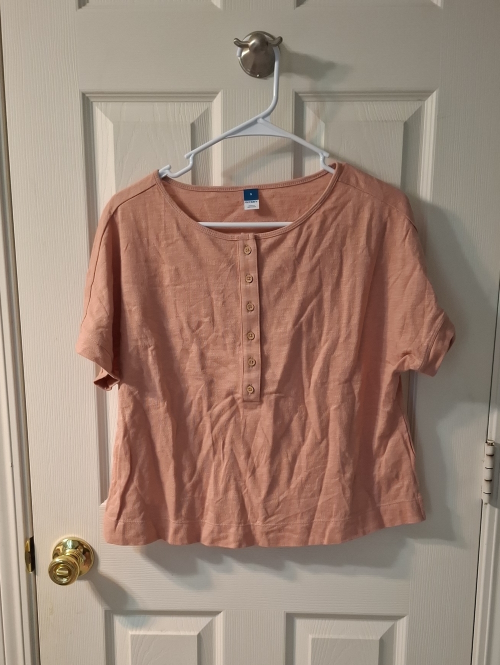 Old Navy Peach Short Sleeve Button-Front Top